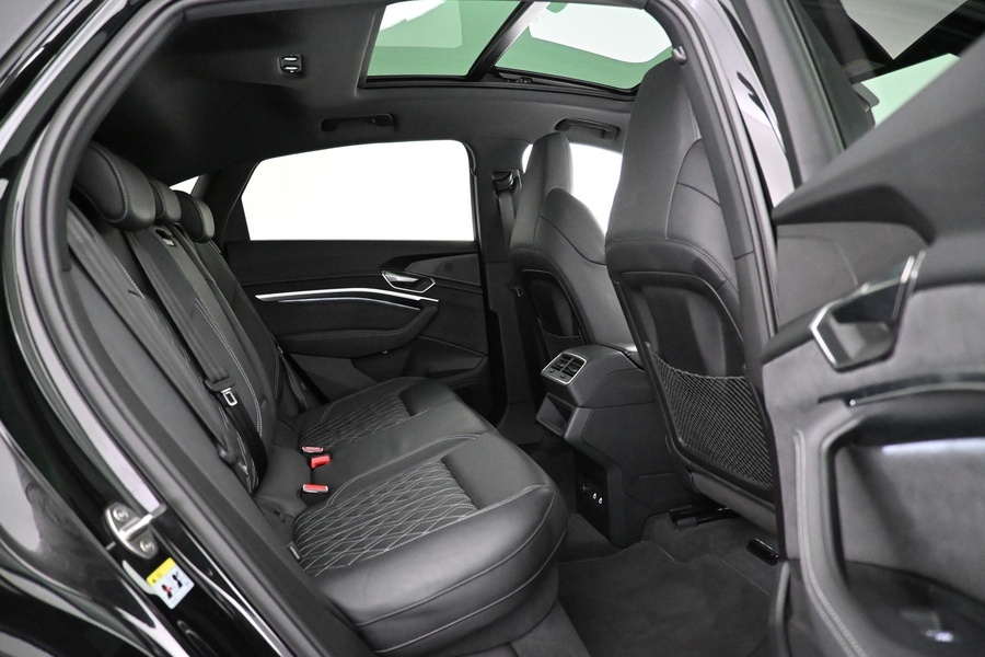 Audi Q8 e-tron vaihtoauto