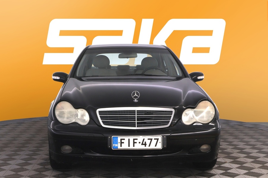 Mercedes-Benz C vaihtoauto