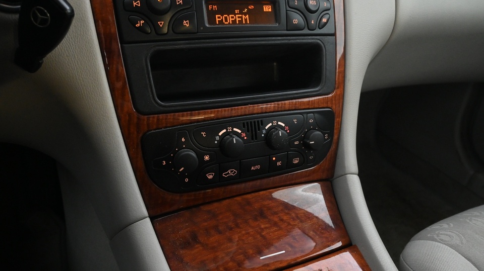 Mercedes-Benz C vaihtoauto