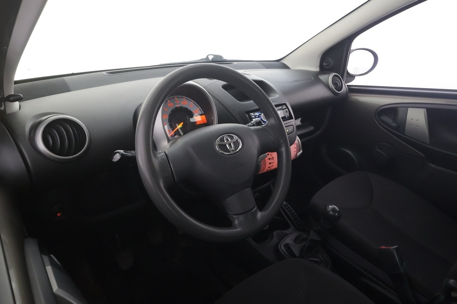 Toyota AYGO vaihtoauto