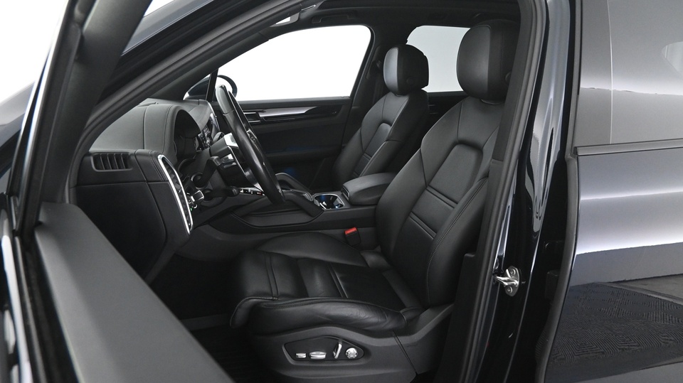 Porsche Cayenne vaihtoauto