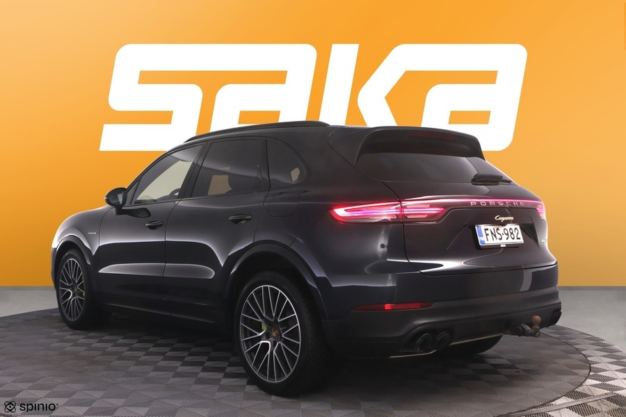 Porsche Cayenne vaihtoauto