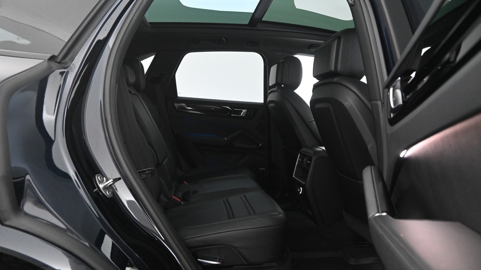 Porsche Cayenne vaihtoauto