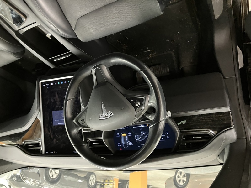 Tesla Model S vaihtoauto