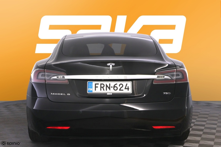Tesla Model S vaihtoauto