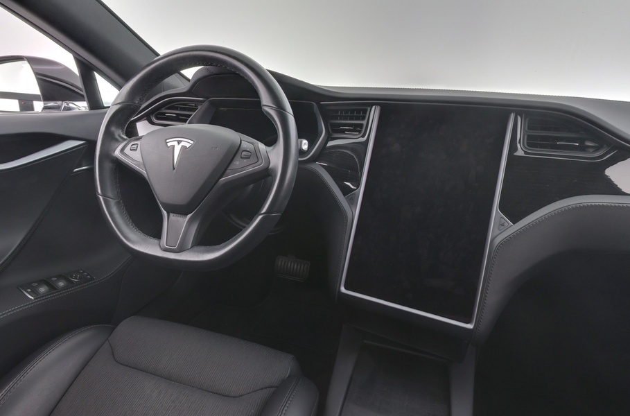 Tesla Model S vaihtoauto