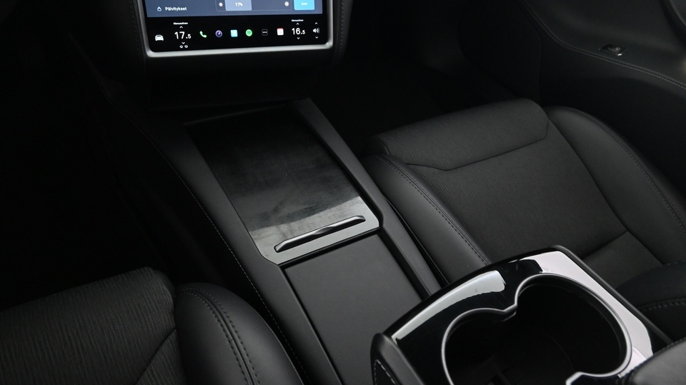 Tesla Model S vaihtoauto