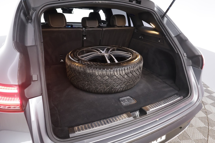 Mercedes-Benz EQC vaihtoauto