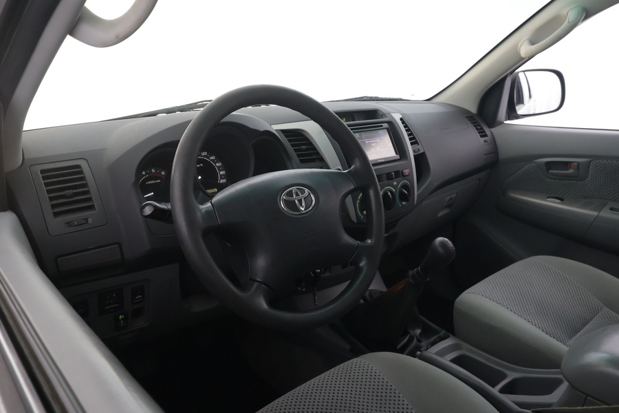 Toyota Hilux vaihtoauto