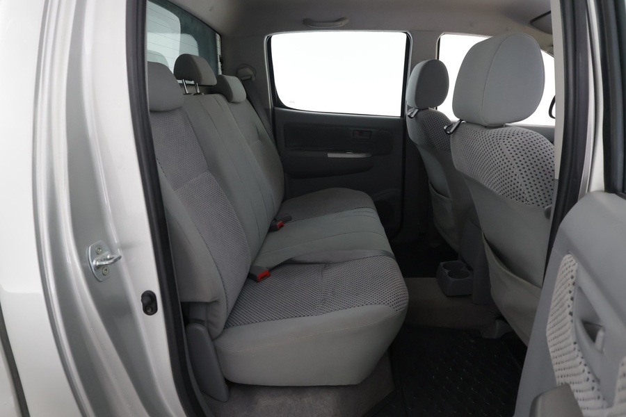 Toyota Hilux vaihtoauto