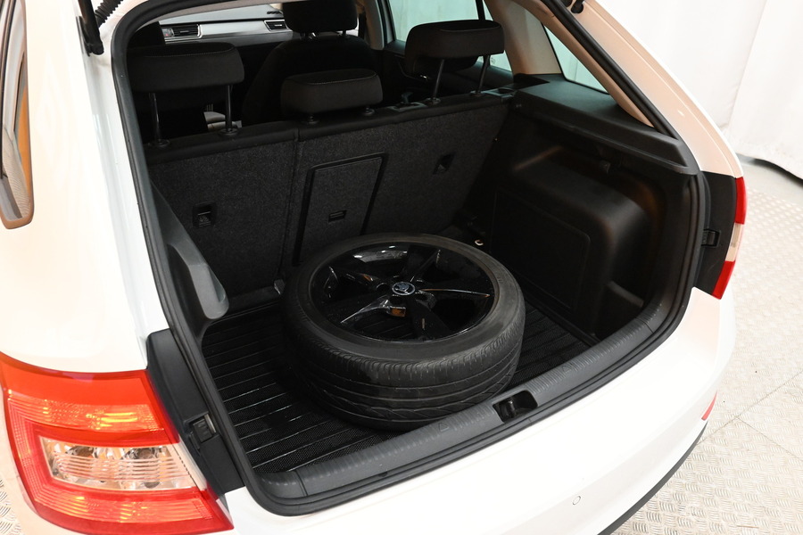 Skoda Rapid vaihtoauto