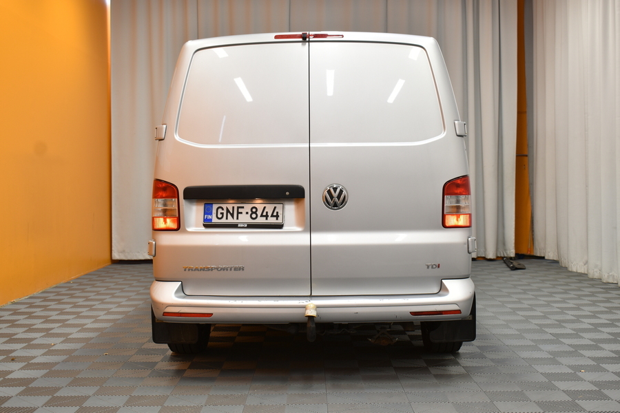 Volkswagen Transporter vaihtoauto