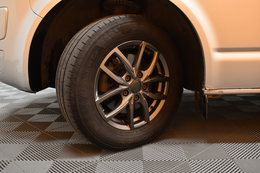 Volkswagen Transporter vaihtoauto