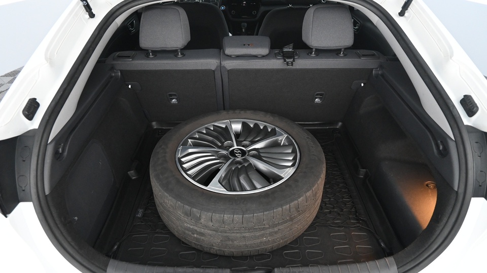 Hyundai IONIQ plug-in vaihtoauto