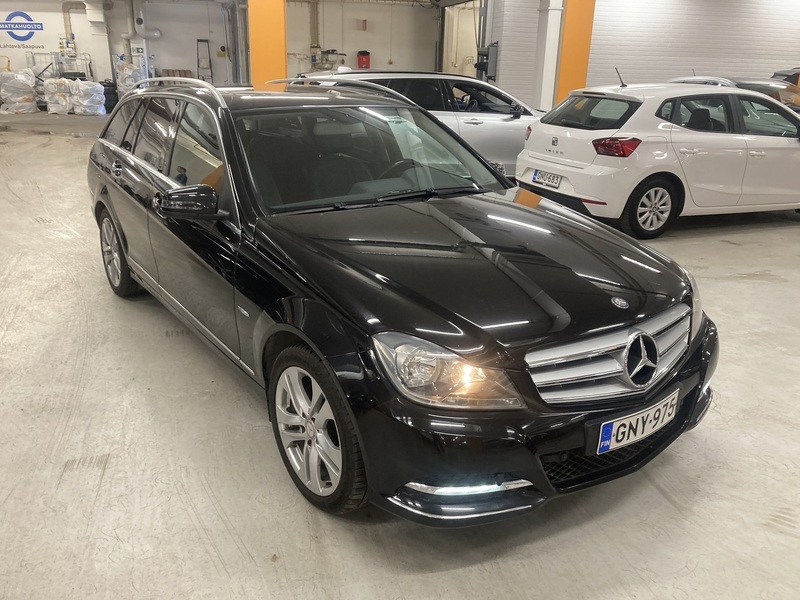 Mercedes-Benz C vaihtoauto