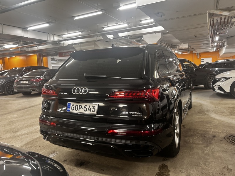 Audi Q7 vaihtoauto