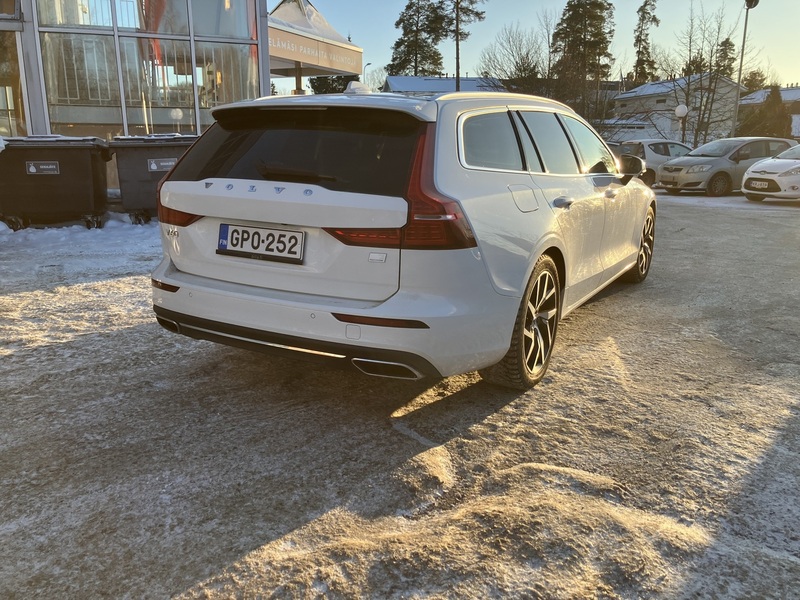 Volvo V60 vaihtoauto