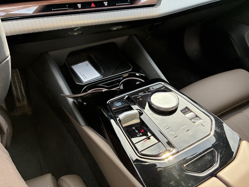BMW i5 vaihtoauto