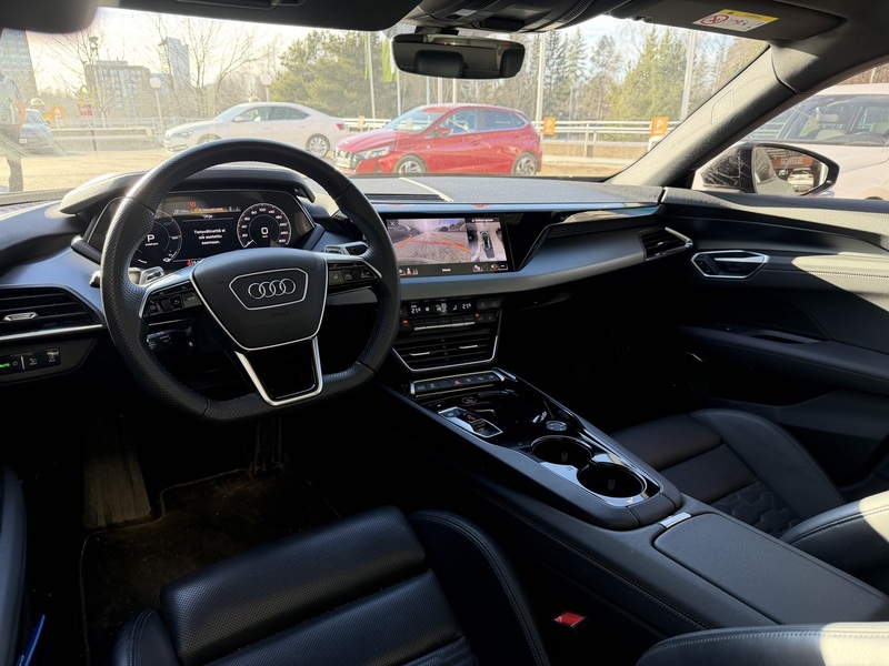 Audi e-tron GT vaihtoauto