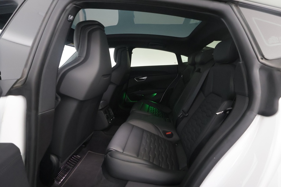 Audi e-tron GT vaihtoauto