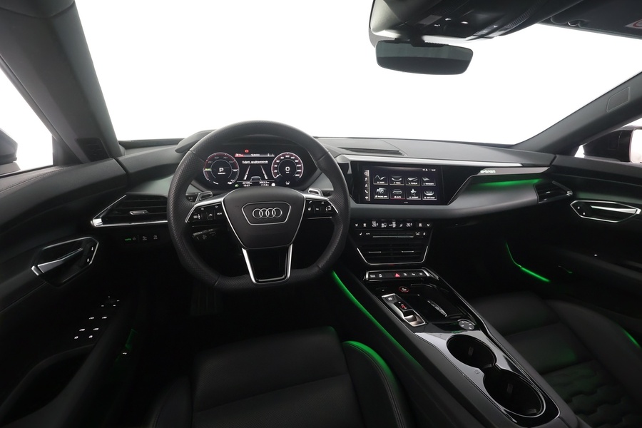 Audi e-tron GT vaihtoauto