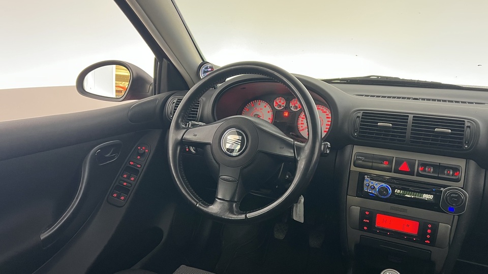 SEAT Leon vaihtoauto