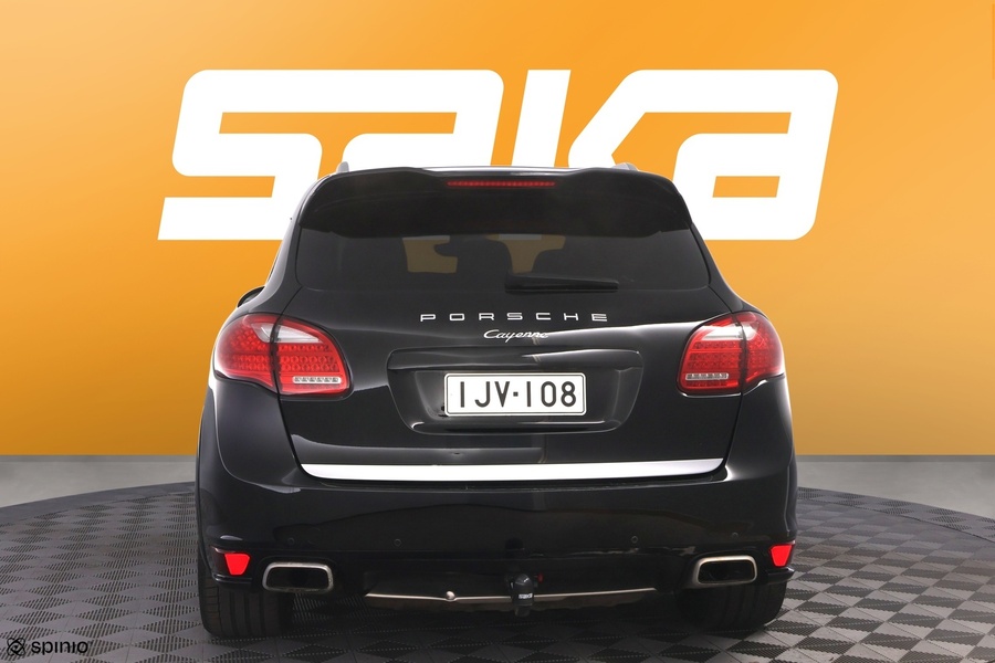 Porsche Cayenne vaihtoauto