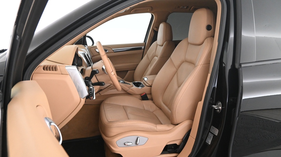 Porsche Cayenne vaihtoauto