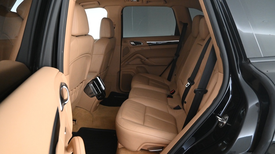 Porsche Cayenne vaihtoauto