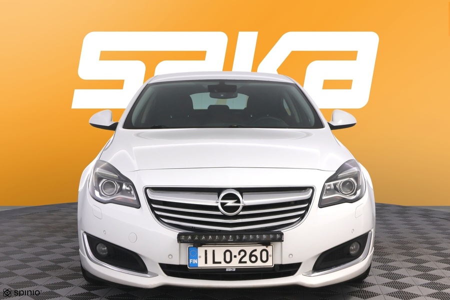 Opel Insignia vaihtoauto