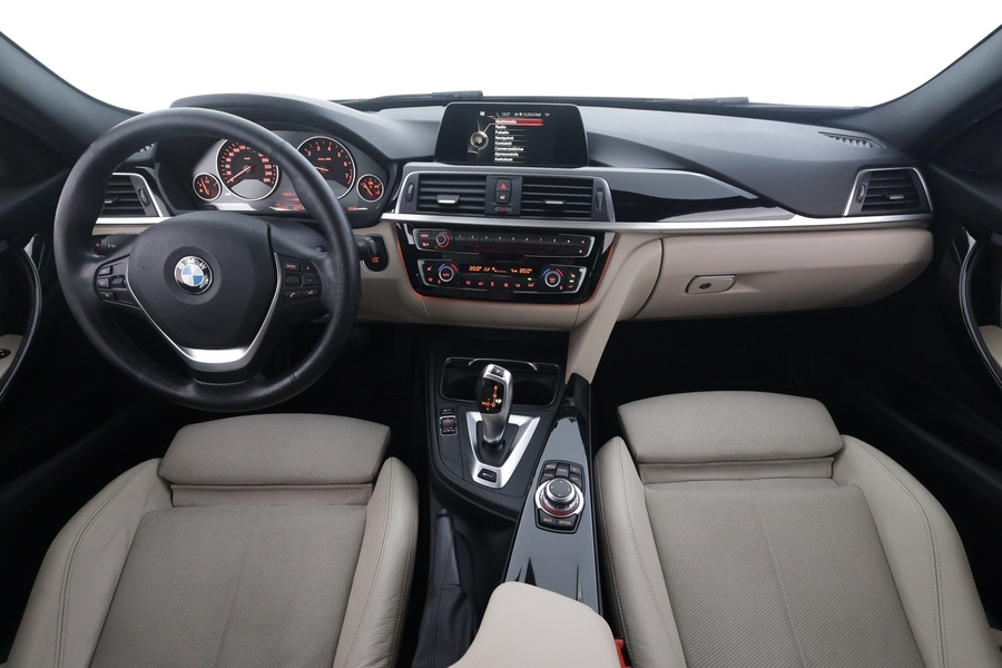 BMW 330 vaihtoauto