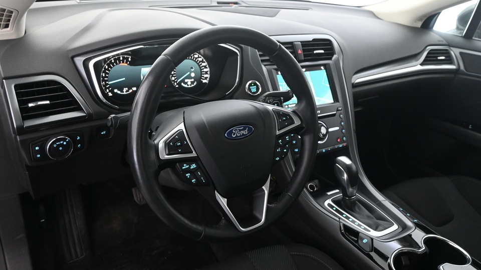 Ford Mondeo vaihtoauto