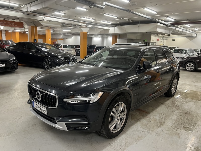 Volvo V90 Cross Country vaihtoauto