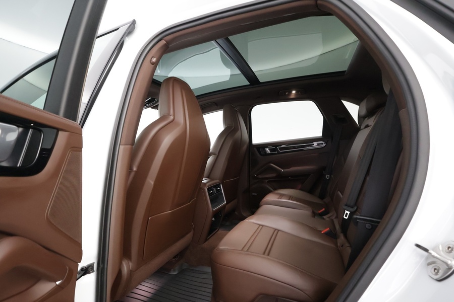 Porsche Cayenne vaihtoauto