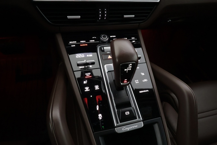 Porsche Cayenne vaihtoauto