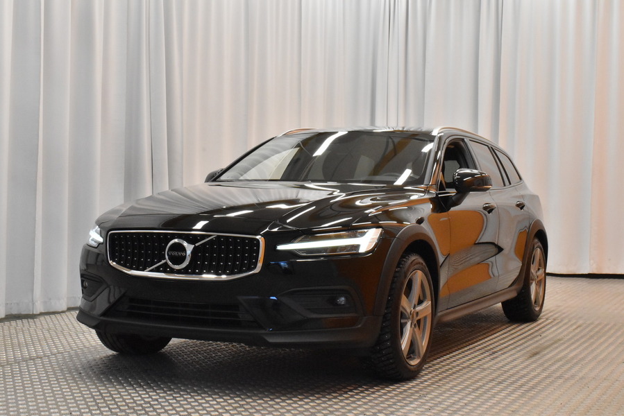 Volvo V60 Cross Country vaihtoauto