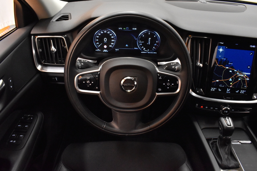 Volvo V60 Cross Country vaihtoauto