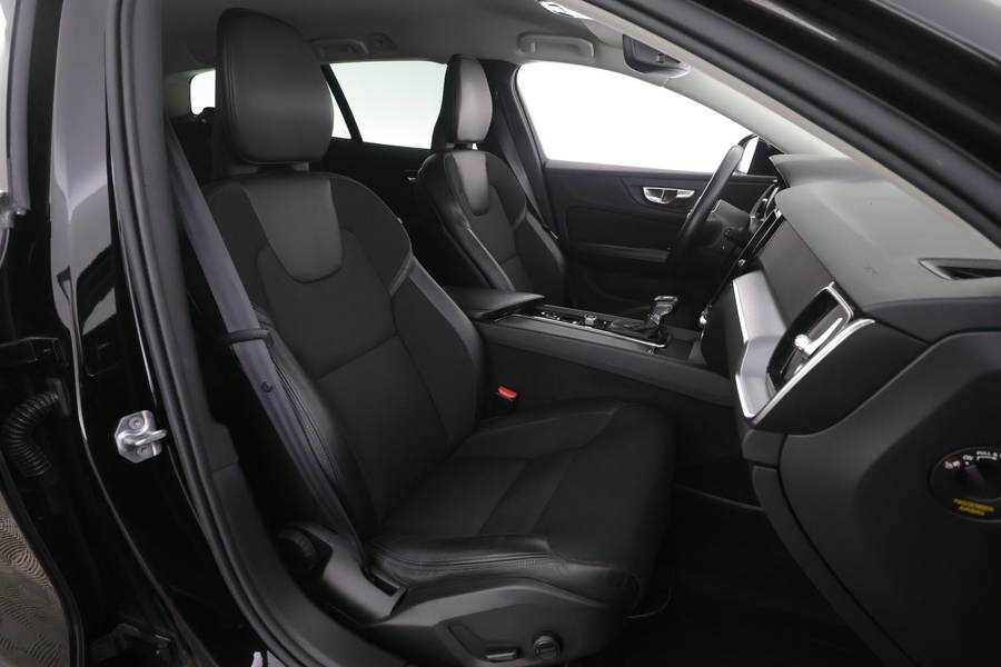 Volvo V60 Cross Country vaihtoauto