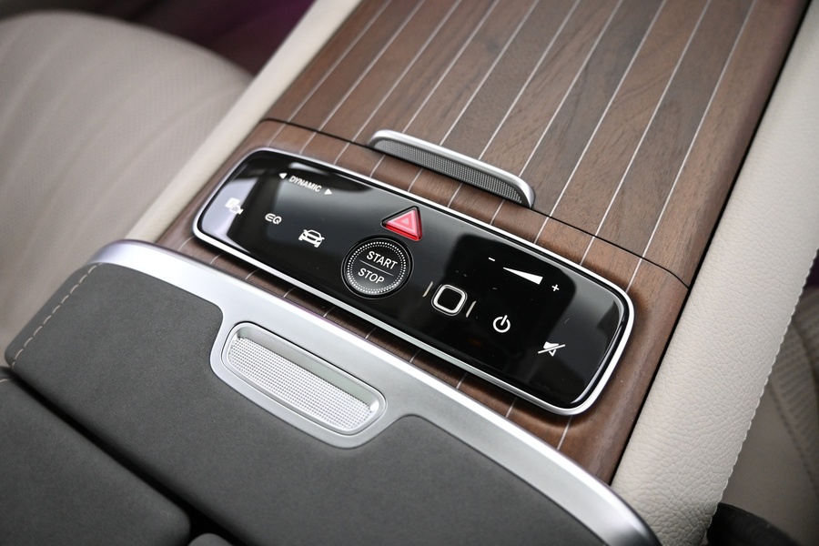 Mercedes-Benz EQS vaihtoauto