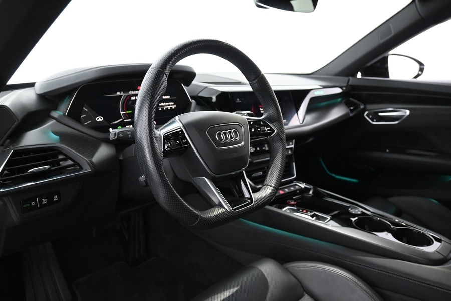 Audi e-tron GT vaihtoauto