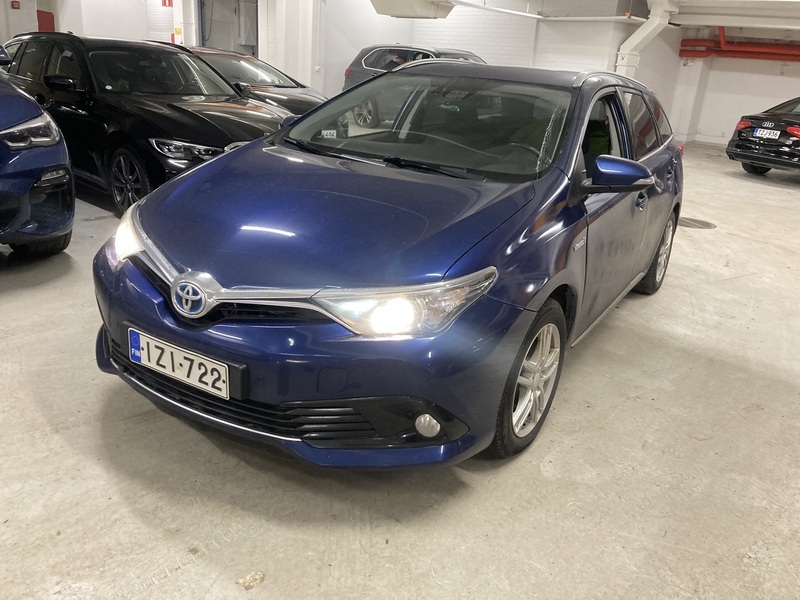 Toyota Auris vaihtoauto