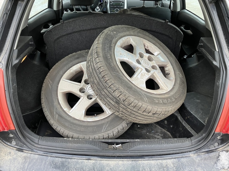 Toyota Auris vaihtoauto