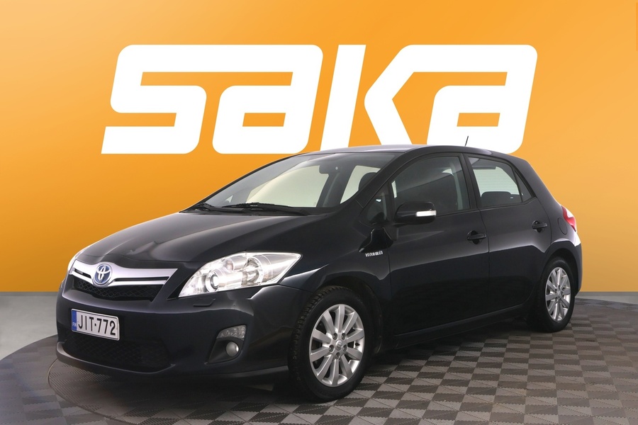 Toyota Auris vaihtoauto