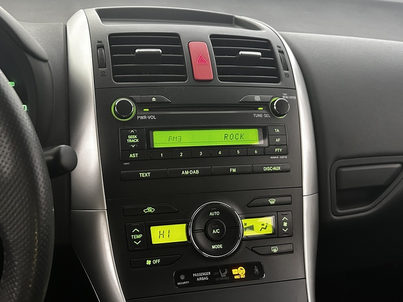 Toyota Auris vaihtoauto