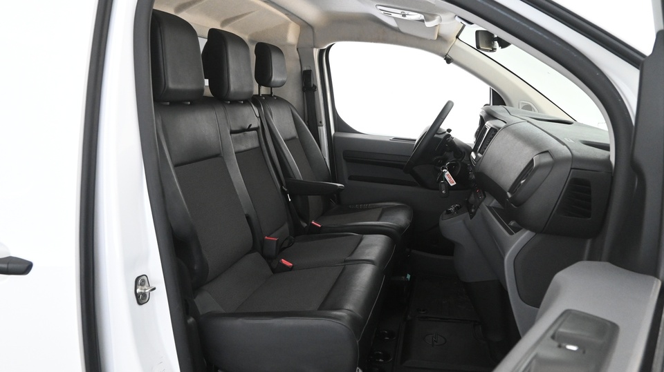 Opel Vivaro vaihtoauto