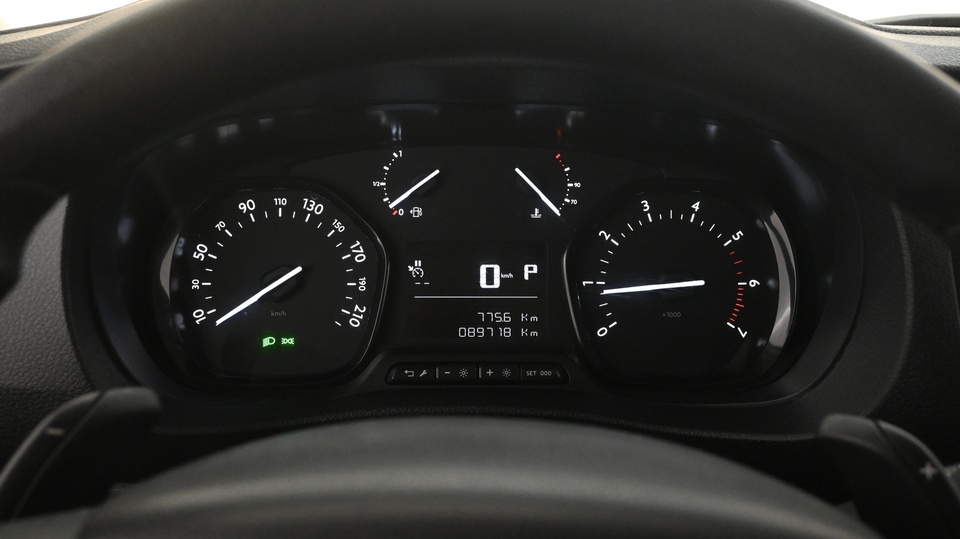 Opel Vivaro vaihtoauto