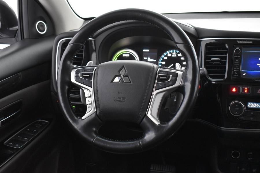 Mitsubishi Outlander vaihtoauto