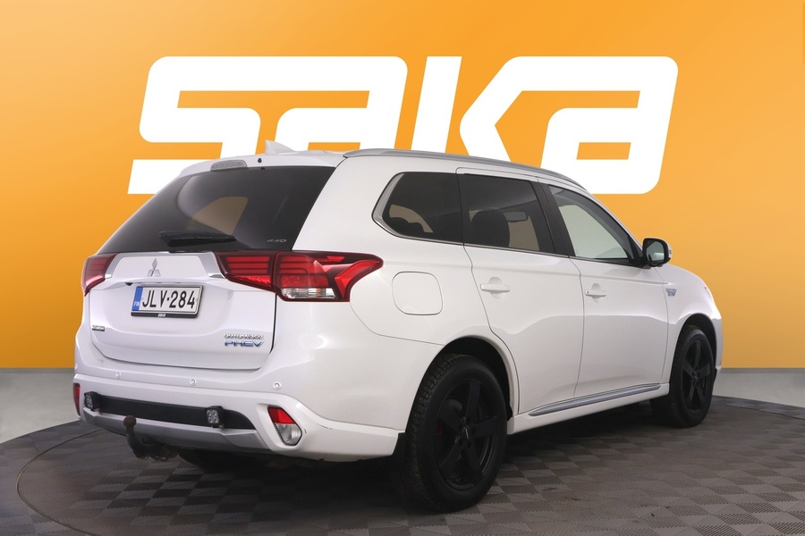 Mitsubishi Outlander PHEV vaihtoauto