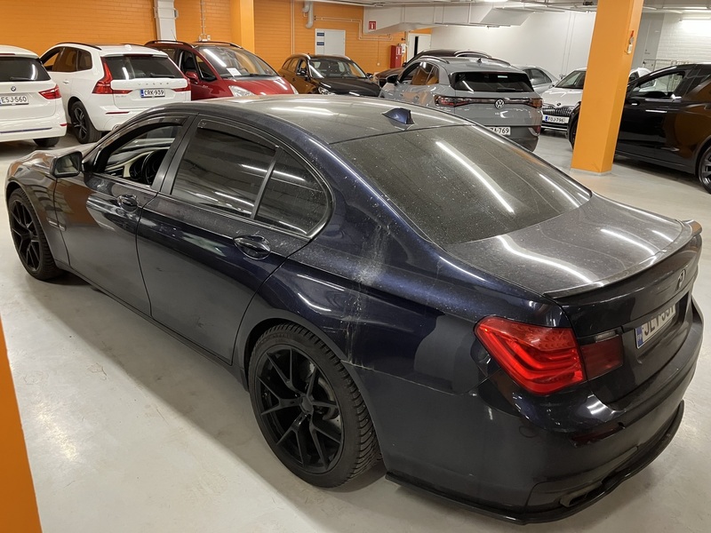 BMW 740 vaihtoauto