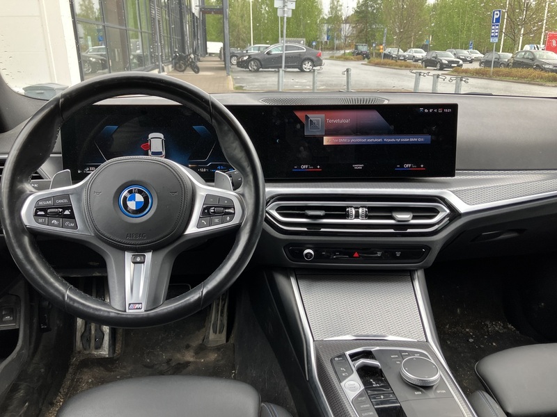 BMW 330 vaihtoauto